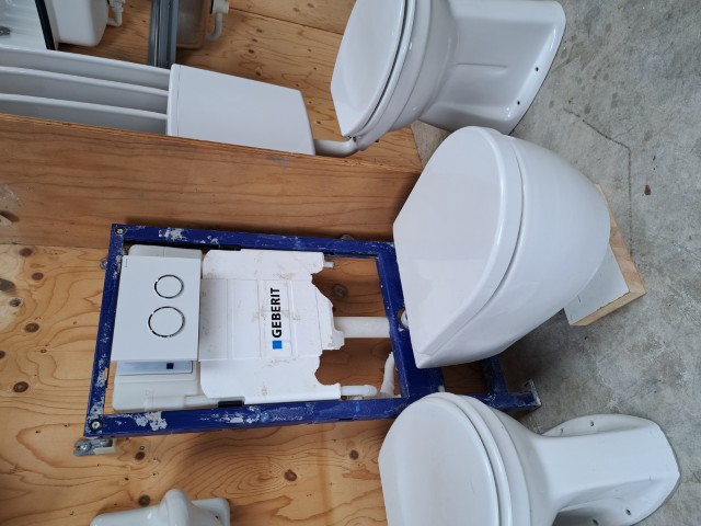 Geberit inbouwreservoir UP320/Standaard (105 cm) model 1 GERESERVEERD