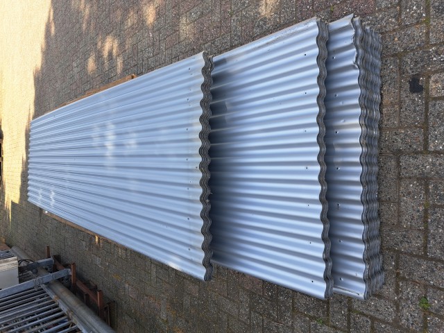Alternative view of Stalen golfplaten (gebruikt)