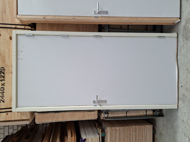 Binnendeur met houten kozijn (103,5x217,5 cm) nr.4